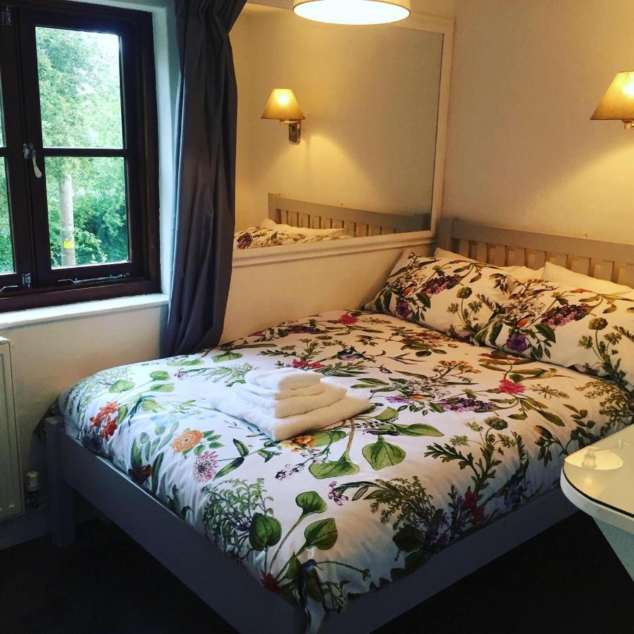 Cricketers Cottage B&B West Malling Kültér fotó